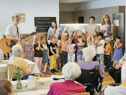 Kids führen ihr Programm auf